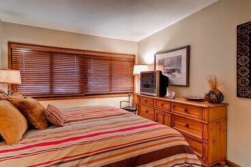 בית מלון כפרי Torian Plum Plaza 207