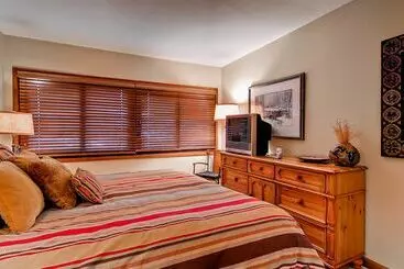 Hotel Torian Plum Plaza 207