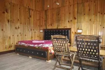 Hotel Garden Cottage & Restaurant