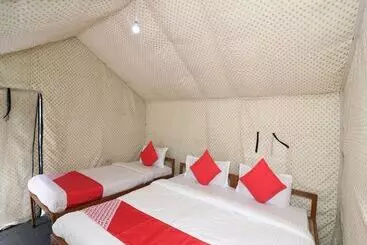 Hotell Tapovan Heights Camp & Resort By Oyo Rooms