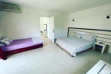 住宿加早餐 Adasu Otel