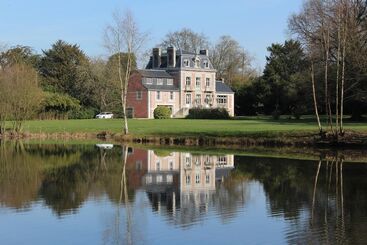 Bed and Breakfast Chateau De La Chasse Beauvais