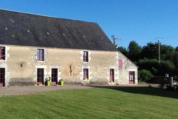 민박 Domaine De La Rue