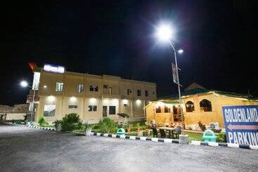Hotel Goldenland By Oyo Rooms
