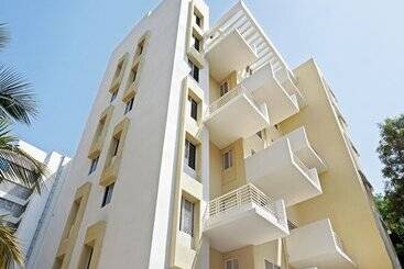 Otel Seema Residency By Oyo Rooms