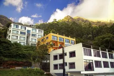 ホテル Tea Mount Suites