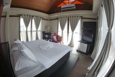 Villa Del Rey Resort Camsur Powered By Cocotel