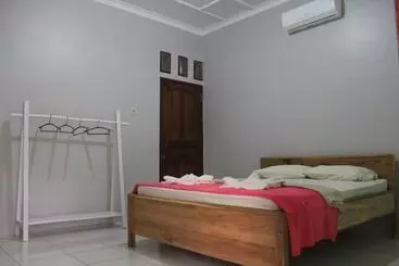 Bed & Breakfast Watukarung Prapto Homestay
