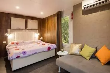 Hotel Mobile Homes Fkk Nudist Camping Solaris