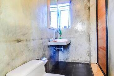 هتل Plernsalaya Resort