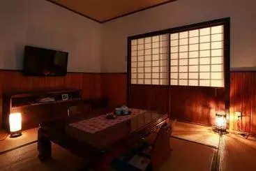 Pensão Kominkanoyado Tarumizu
