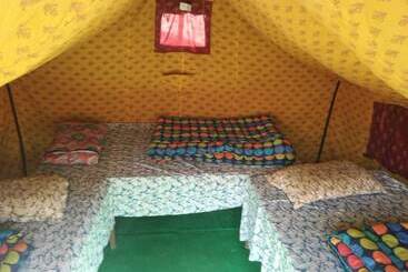 Hotel Adb Rooms Adventure Guru