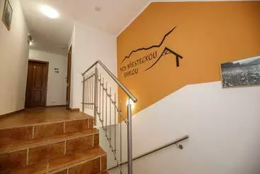Pensão Pod Břesteckou Skalou