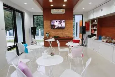 Hotel Phakawan