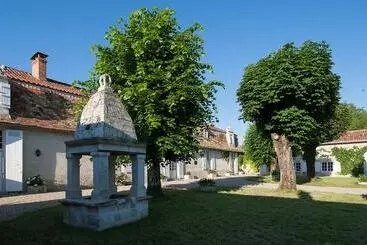 ベッドアンドブレックファースト Chartreuse Le Logis La Montagne