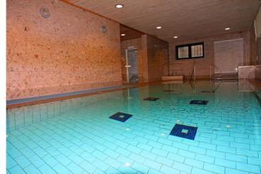 Kur & Landhotel Borstel   Treff