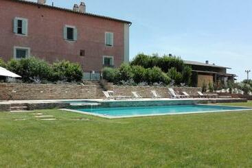 فندق ريفى Agriturismo Casale Bonaparte