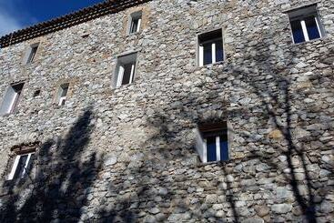 Pension (Hôtel basse catégorie) L Envolée