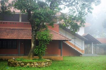 Resort 3 Hills County