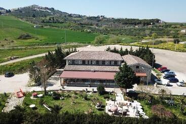 Cămin L Orecchietta