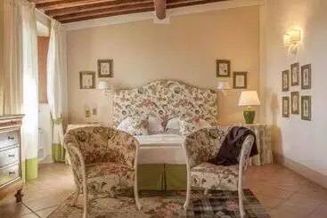 호텔 Wine Resort Dievole