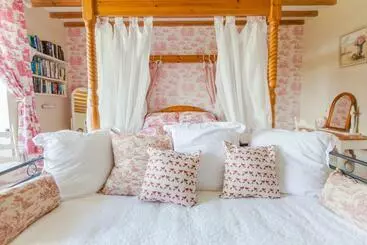 Bed and Breakfast The Old Farm Of Amfreville