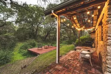 William Bay Cottages