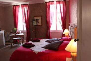 צימר Domaine Des Deux Cedres