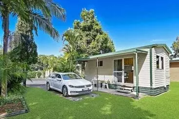 ホテル Diamond Waters Caravan Park