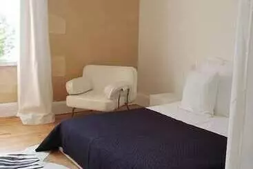 Aamiaismajoitus (B&B) Château Bernon Maison D Hotes   Piscine Et Sauna