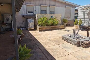 Hotel Chrissie S Dongara