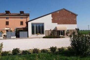 Ostello Breda   Hostel