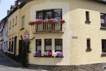 펜션 Zum Achten Himmel