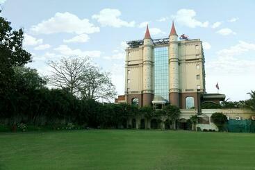 Hotelli Ans International