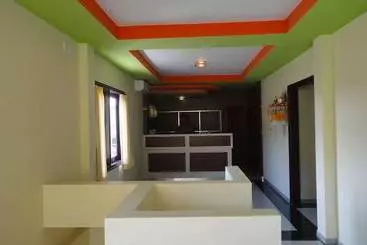 Hotel The Arya
