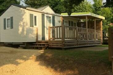 Отель Camping Les Poutiroux   Mobilhome