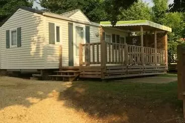 Hotel Camping Les Poutiroux   Mobilhome