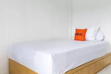 Otel Koolkost Female Syariah Near Rsud Dr. Moewardi Solo