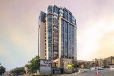 Sandton Skye Apartment   616