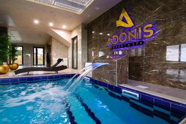 هتل آپارتمان Adonis Resort & Spa