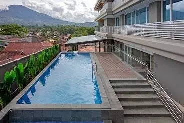 Otel Santika Bukittinggi