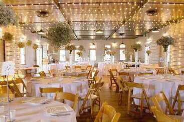 Отель Boothill Inn And Suites