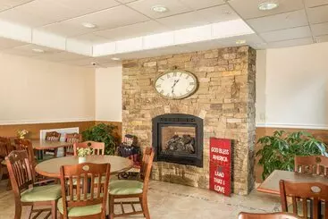 Отель Boothill Inn And Suites