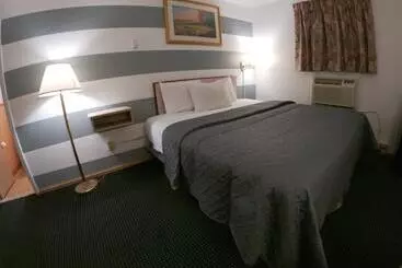 בית מלון כפרי Budget Inn Clearfield Pa