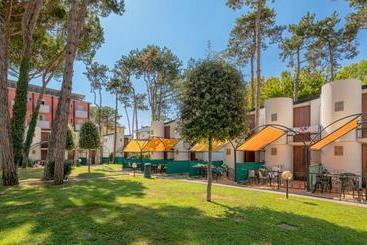 Marina Suites & Apartments 4 Stelle S