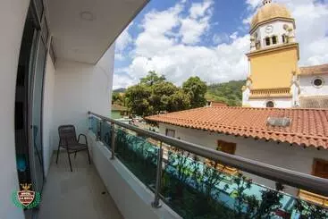 ホテル La Roca San Rafael