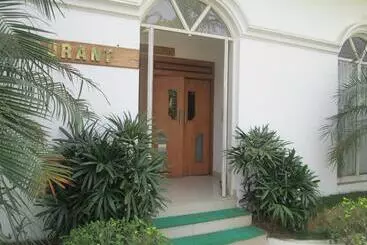 Hotel Paray Village County