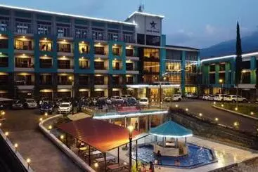 Hotelli Grand Bintang Tawangmangu