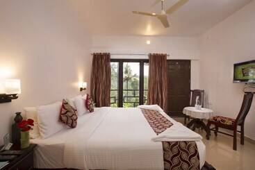 Hotel Misty Lake Resort