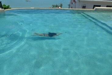 Peace And Love Resort